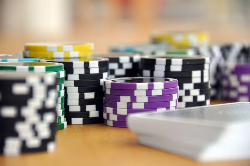 Giocare Secondo il Calendario: Come le Stagioni Cambiano il Modo di Vincere al Casino